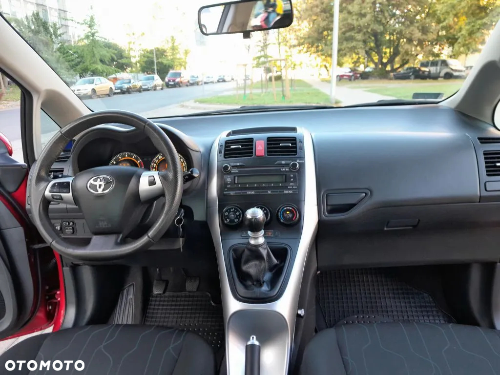 Toyota Auris 1.33 VVT-i Life Comfort - 8