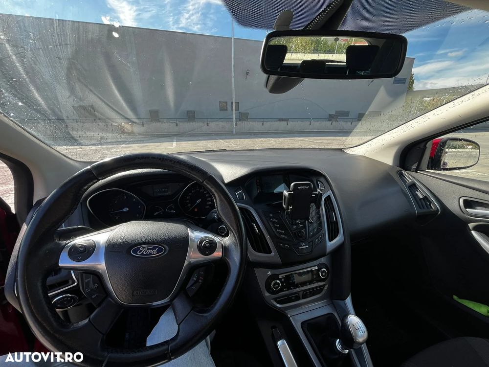 Ford Focus 1.6 TDCi DPF Titanium - 10