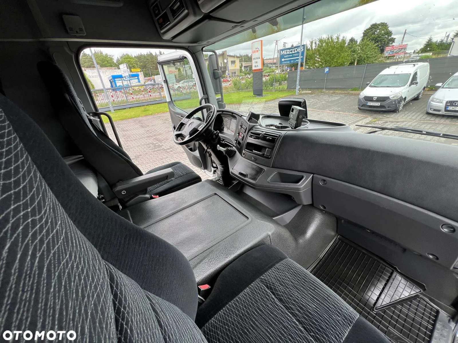 Mercedes-Benz ATEGO 1627 1527 EURO 6 CHŁODNIA / MROŹNIA IZOTERMA WINDA - 23