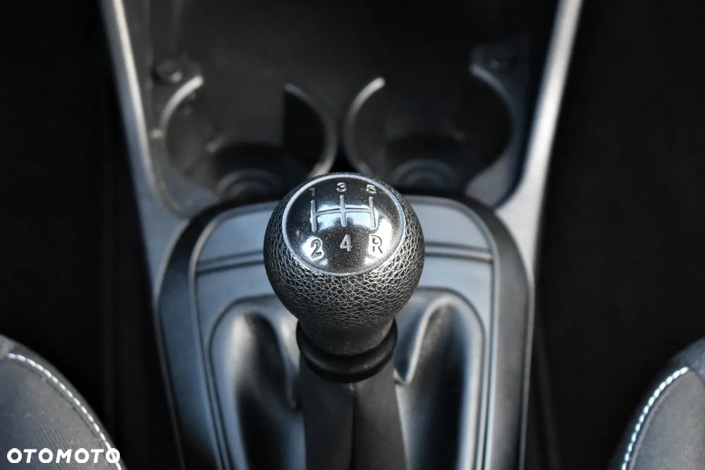 Kia Picanto 1.0 L - 24