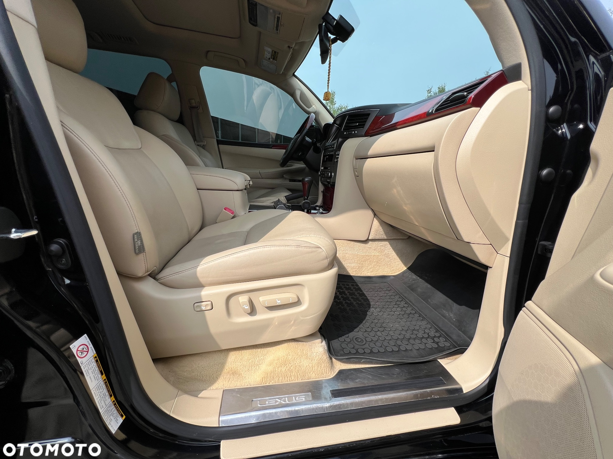 Lexus LX 570 - 20