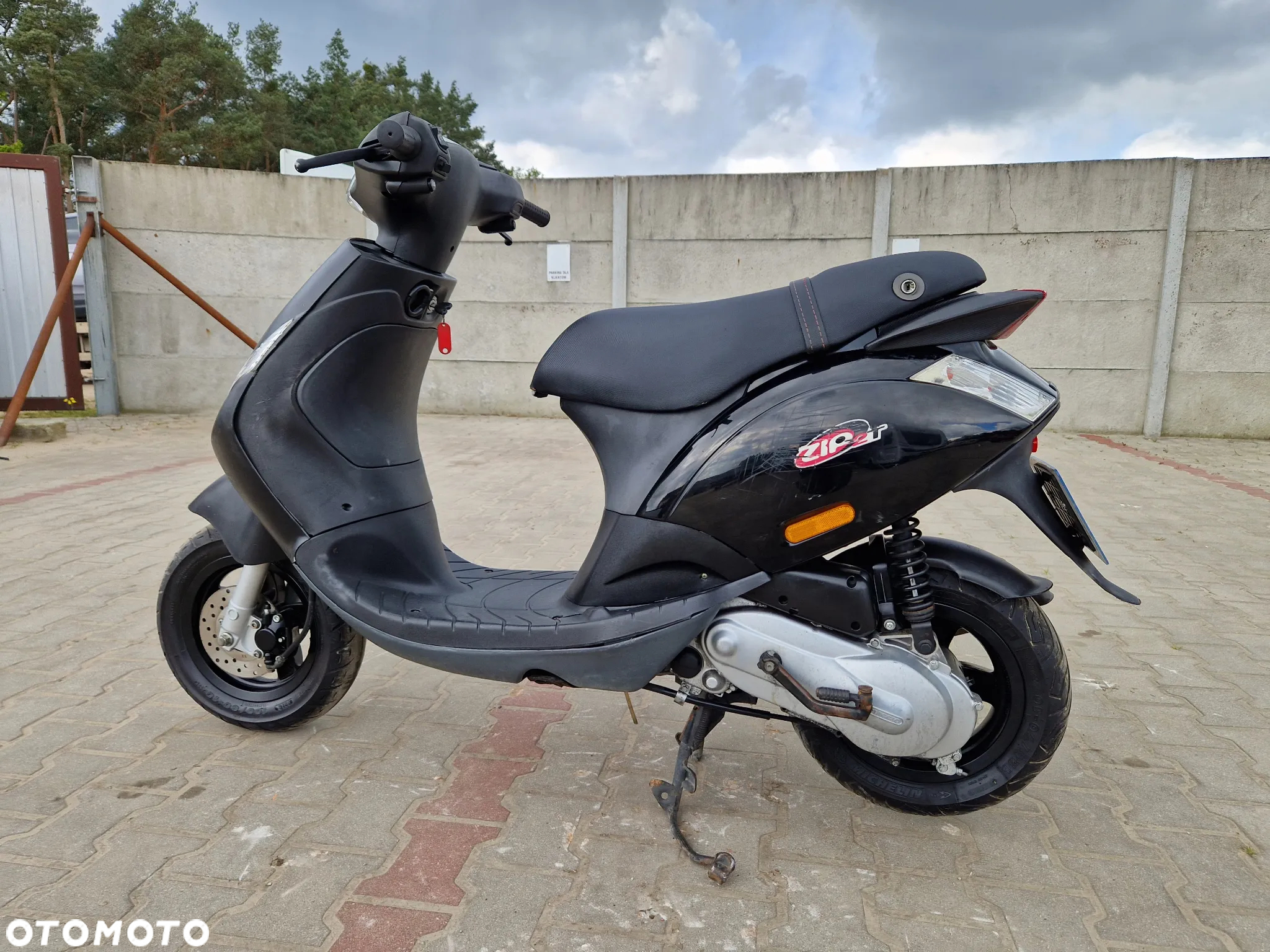 Piaggio ZIP - 8
