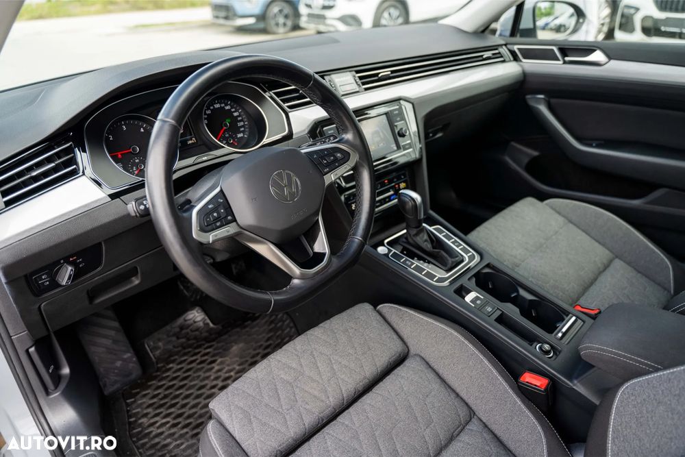 VOLKSWAGEN Passat 2023 — imagine 5
