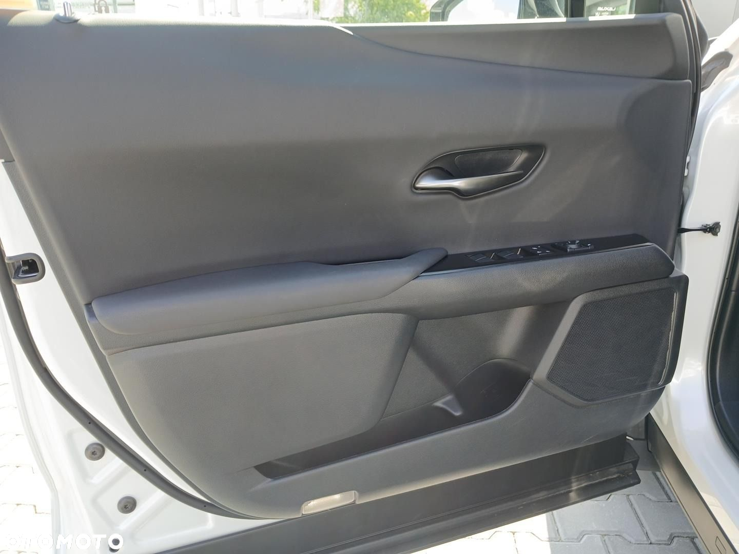 Lexus UX - 19