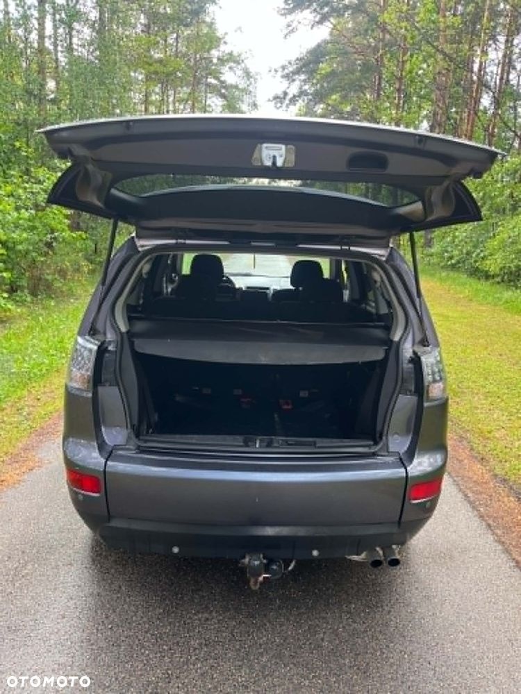 Mitsubishi Outlander 2.0 DID Instyle - 17