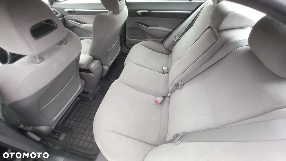 Honda Civic 1.8 Executive - 2