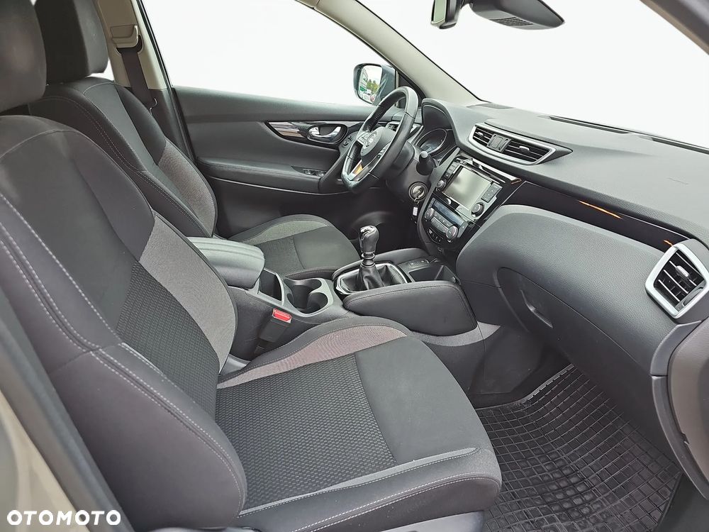 Nissan Qashqai 1.3 DIG-T Acenta - 10