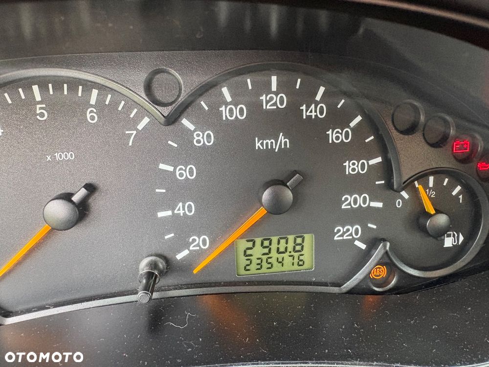 Ford Focus - 8