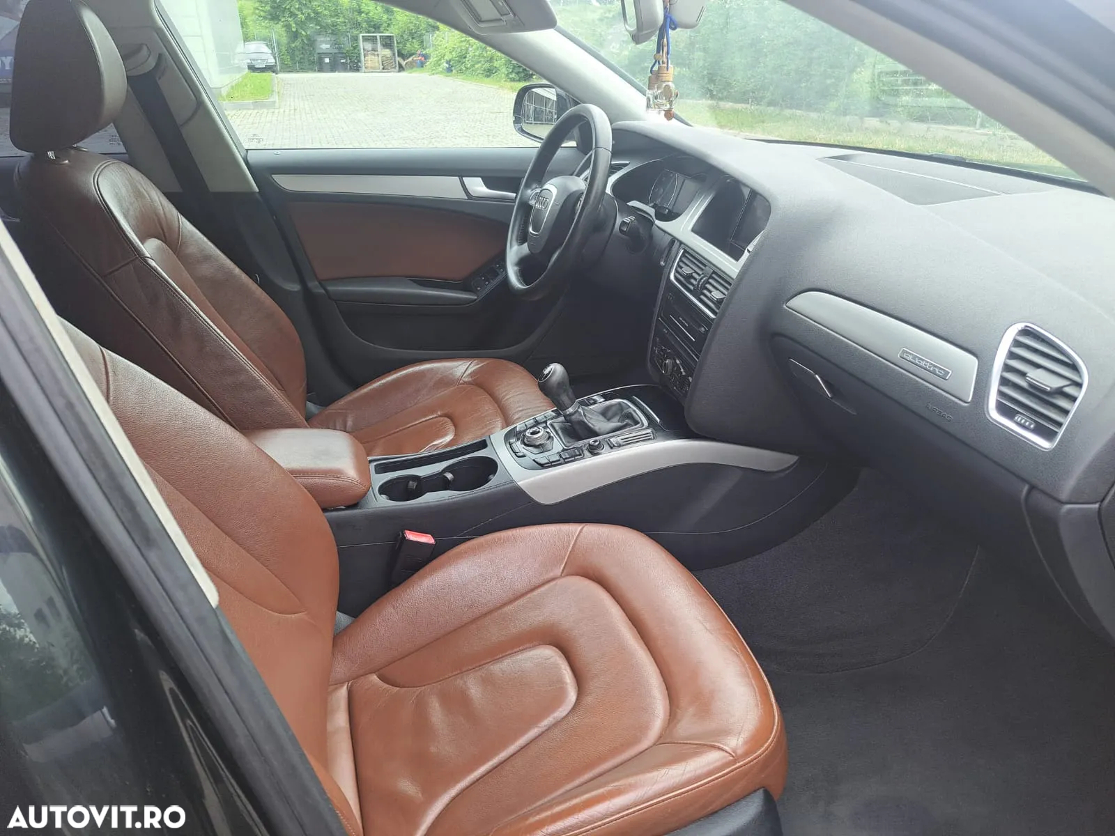 Audi A4 2.0 TDI Quattro Avant - 10