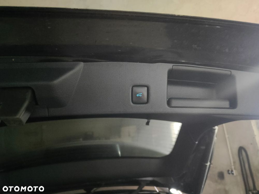 Ford Kuga 2.5P PHEV FWD ST-Line X - 20