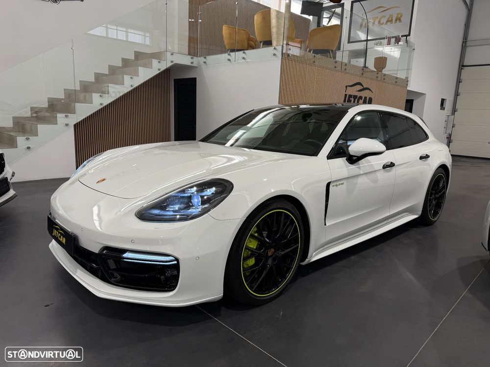 Porsche Panamera Sport Turismo 4 E-Hybrid Platinum Edition - 15
