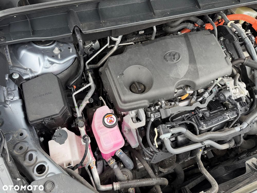 Toyota Highlander 2.5 Hybrid Business Edition - 35