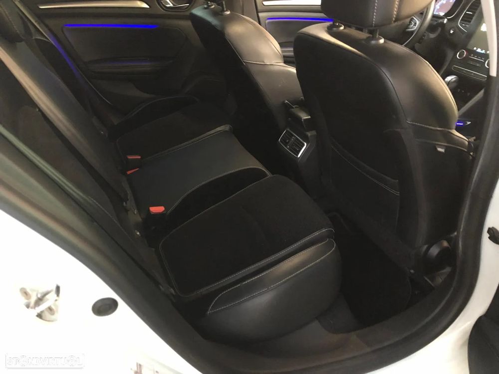 Renault Mégane ENERGY dCi 110 EDC INTENS - 12