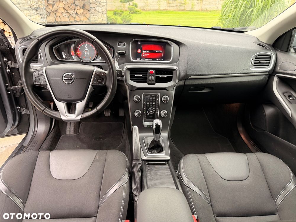 Volvo V40 - 21