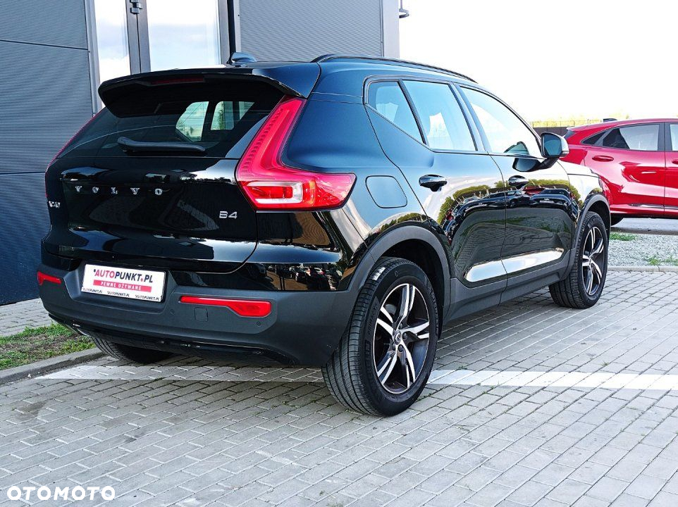 Volvo XC 40 - 4