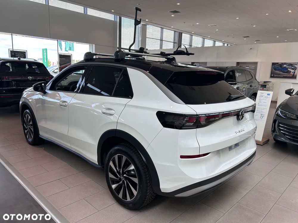 Volkswagen T-Roc 1.5 eTSI Life DSG - 3