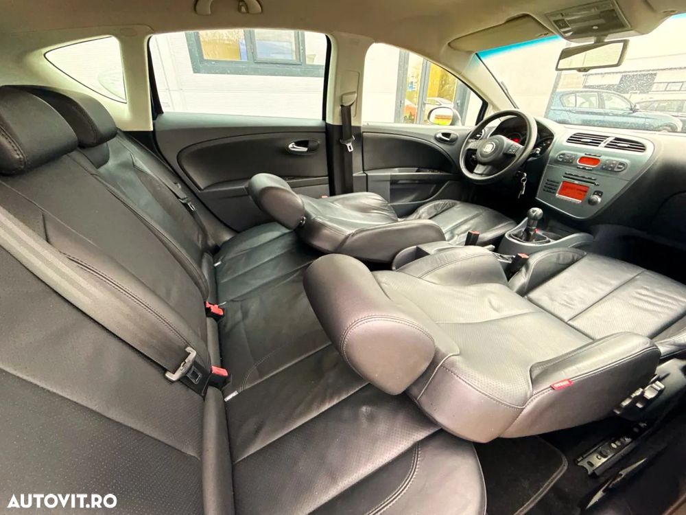 Seat Leon 2.0 TDI DPF Style - 26