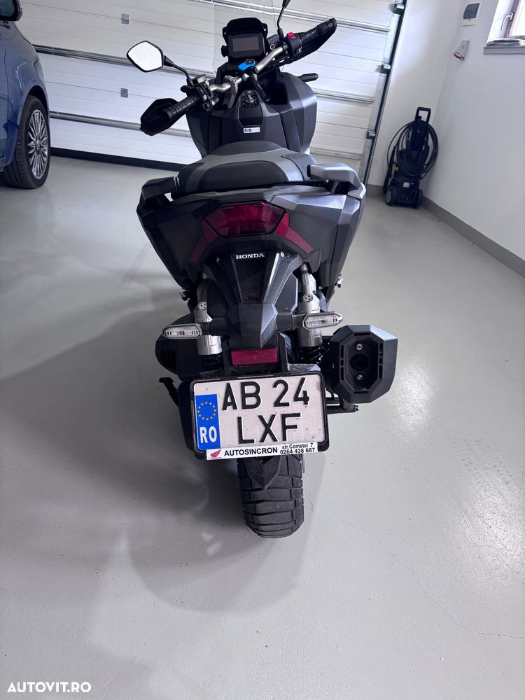 Honda ADV 350 - 3