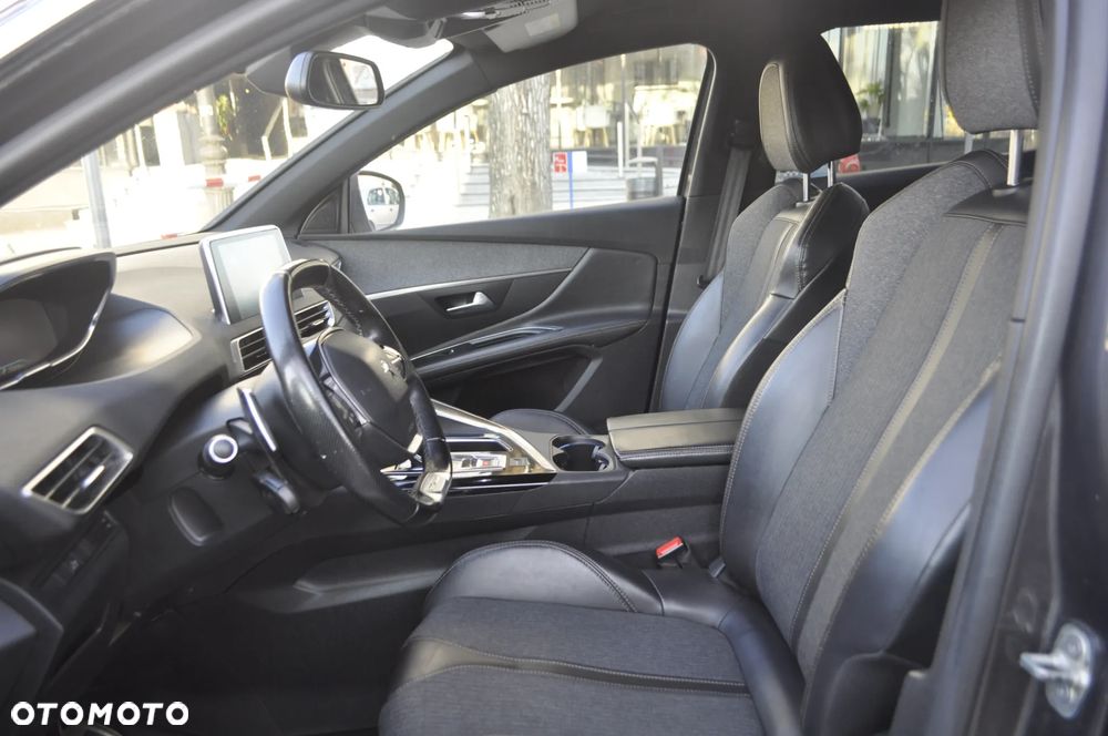 Peugeot 3008 1.6 BlueHDi Allure S&S EAT6 - 12