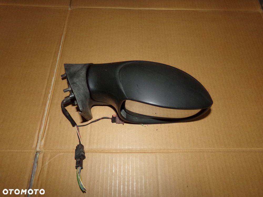lusterko prawe 7 pin citroen c3 pruiler 02-10r. - 3