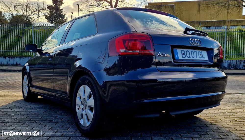 Audi A3 1.6 TDI Attraction - 9