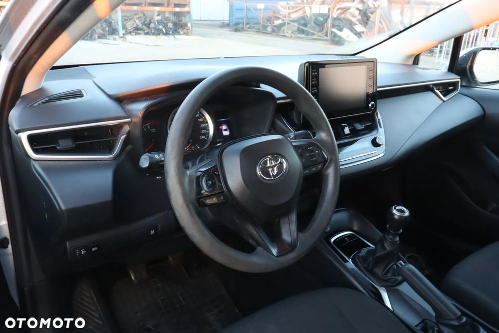 Toyota Corolla 1.6 Active - 10