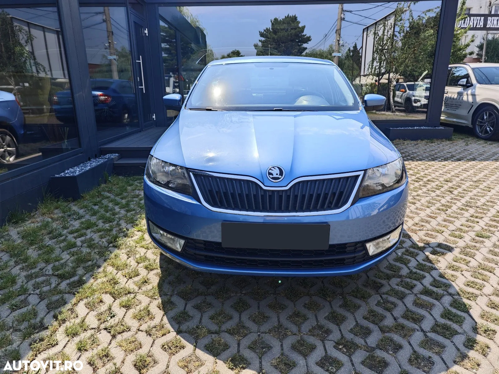 Skoda RAPID 1.2 TSI Ambition - 2