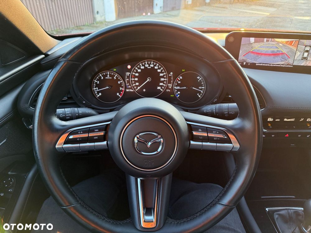 Mazda 3 2.0 mHEV Hikari - 16