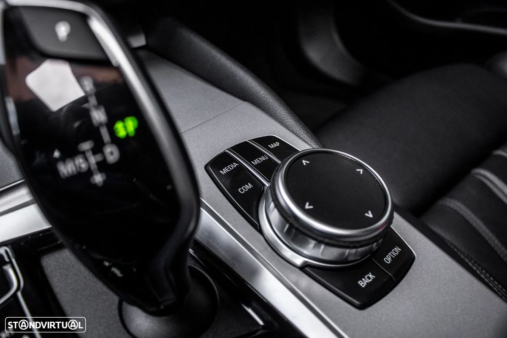 BMW 520 d Line Luxury Auto - 21