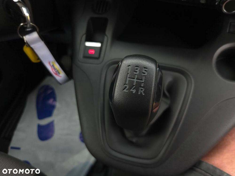 Peugeot Partner FlexCab L2 EHZ S&S Pro - 35