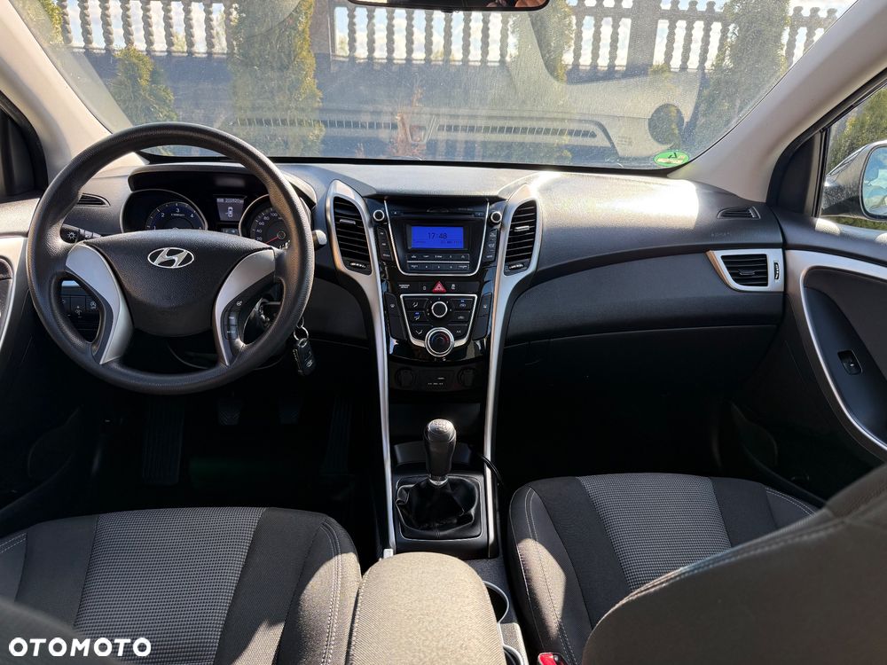 Hyundai i30 1.6 CRDI Trend - 18