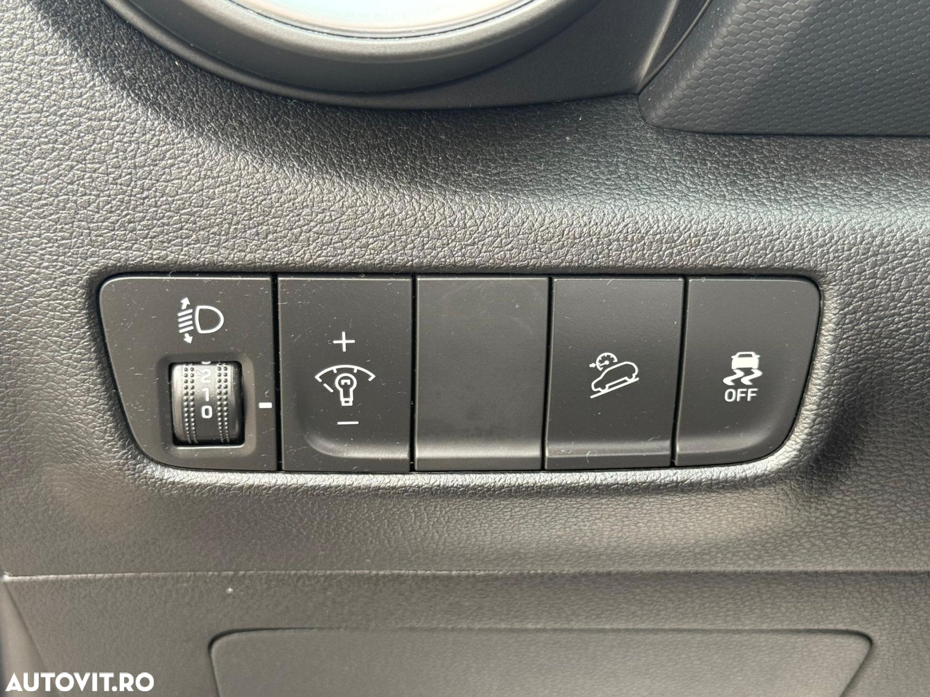 Hyundai KONA 1.0 T-GDI 120 CP 7 DCT 2WD Highway - 17