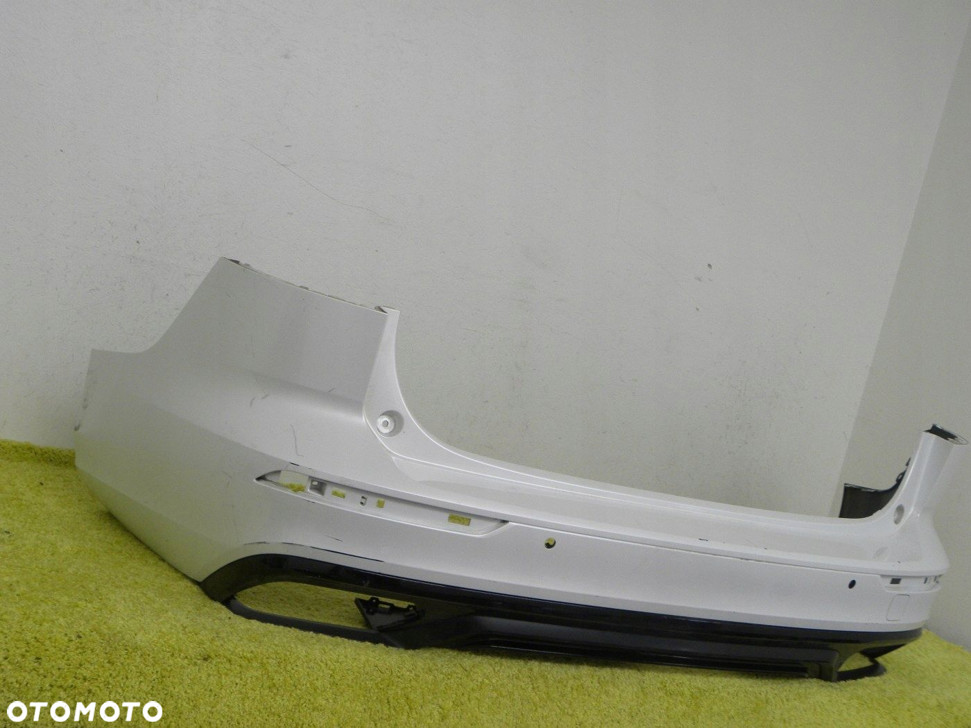 Zderzak Tył Volvo V60 3 III 18- R-Design - 3