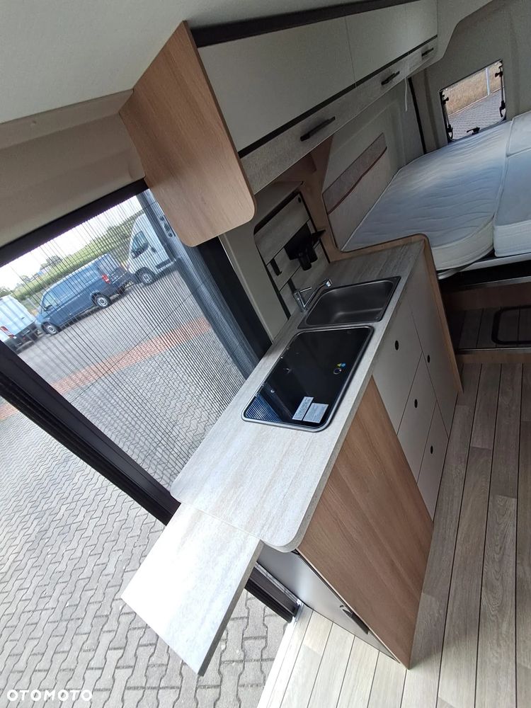 Eura Mobil FORSTER 636 Vantasy VIBE Edition MODEL ROKU 2027 - 12