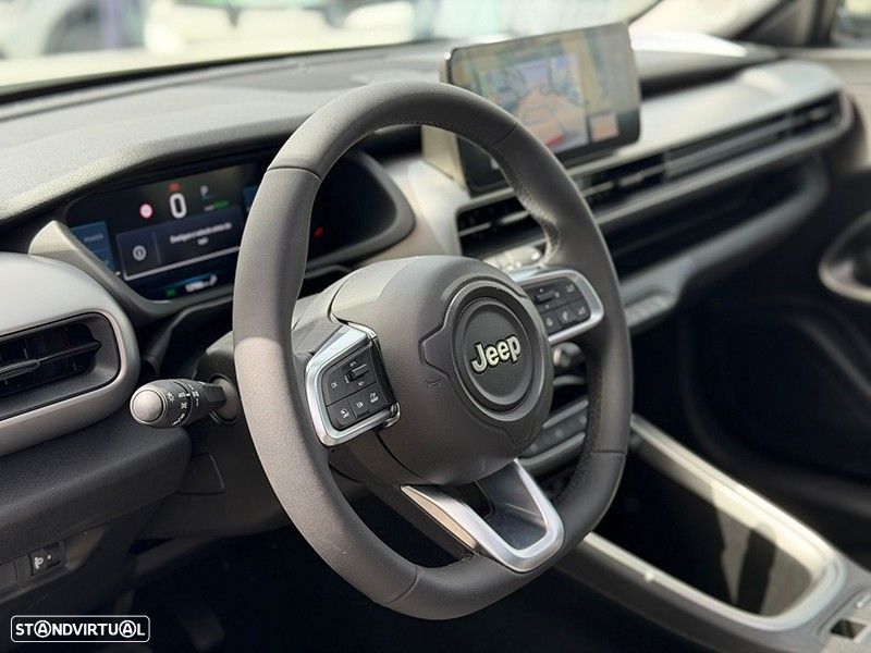 Jeep Avenger 54 kWh Summit - 10