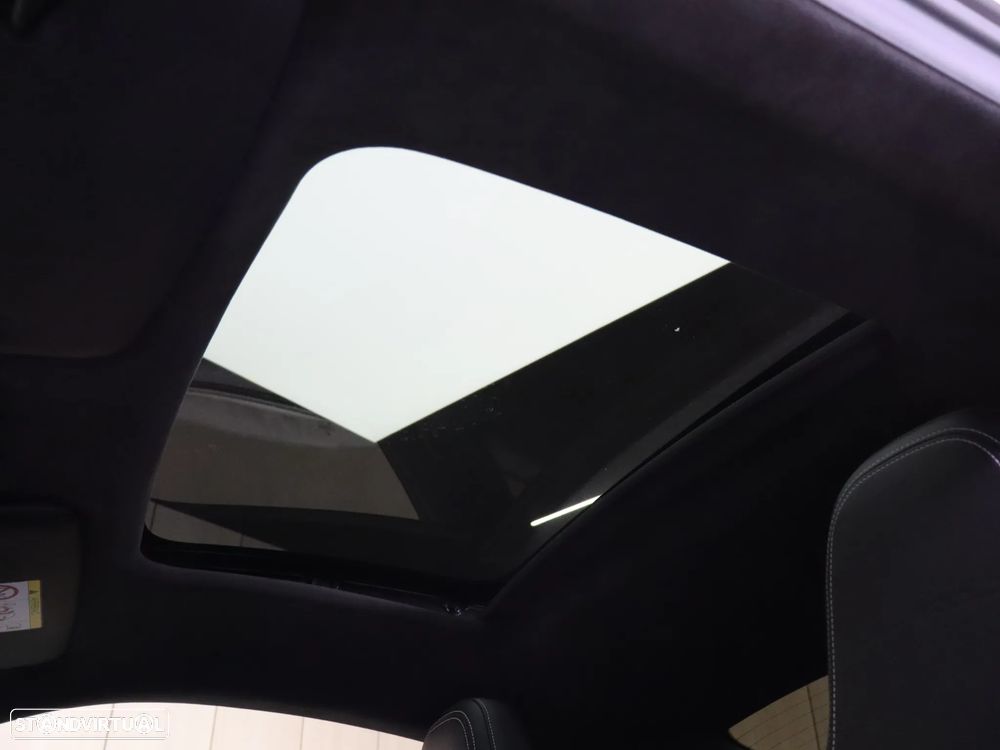 Porsche 911 (992) Turbo S PDK - 19