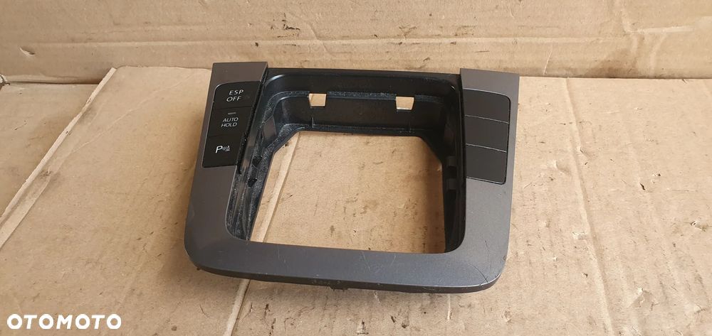 Ramka dekor tunelu wybieraka VW Passat B6 3C0864263G - 2