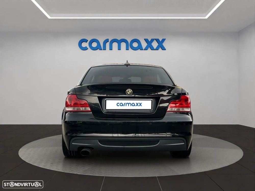 BMW 118 d Pack M - 5