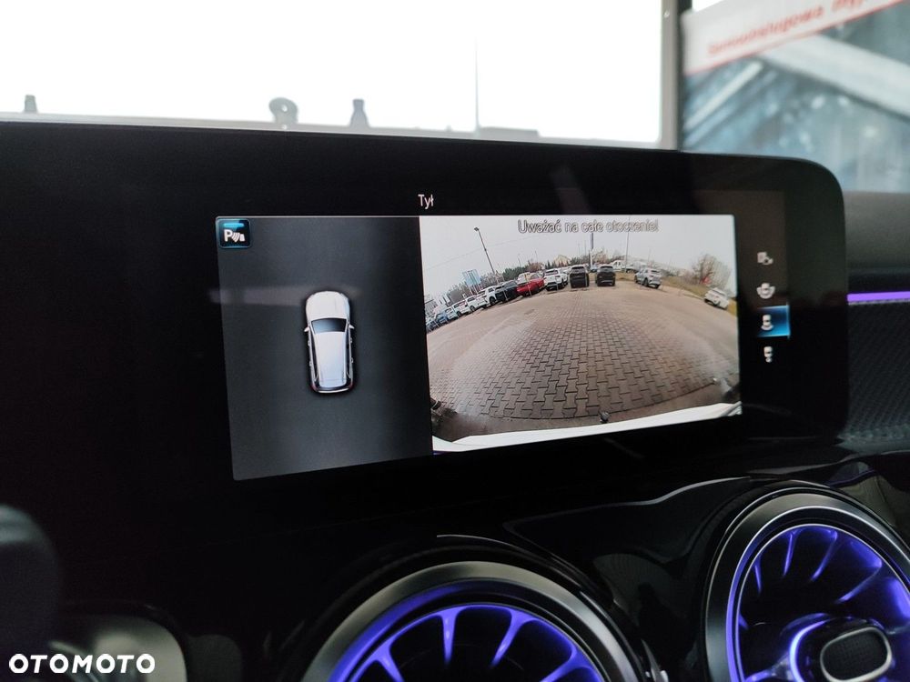 Mercedes-Benz GLB 220 d 4-Matic AMG Line 8G-DCT - 36