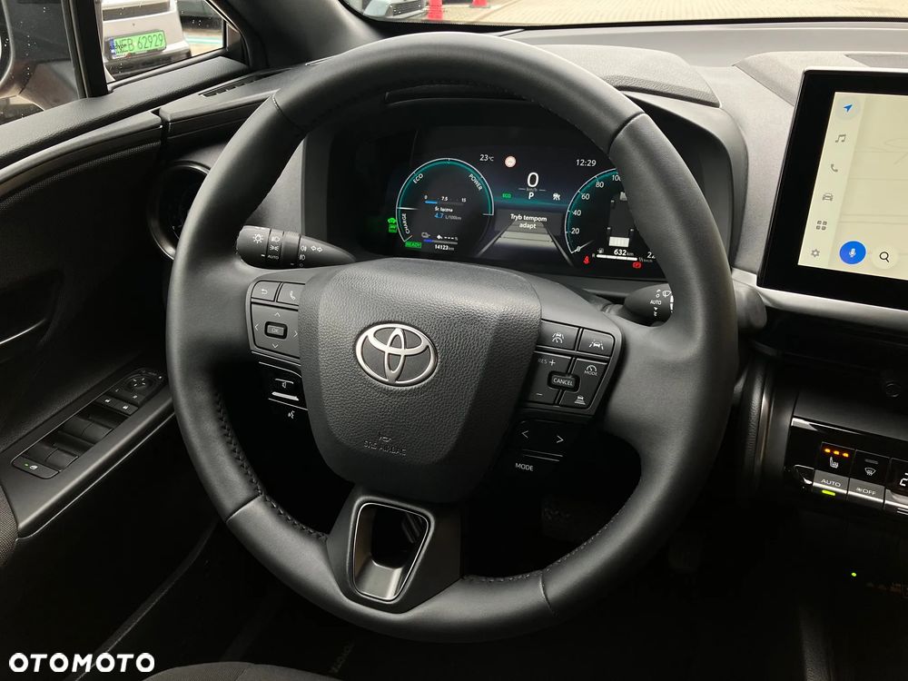 Toyota C-HR 2.0 PHEV Dynamic Force Style - 24