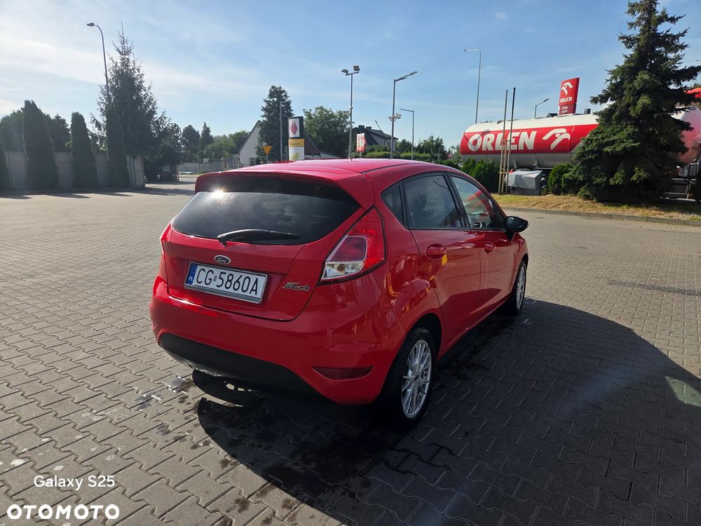 Ford Fiesta - 2