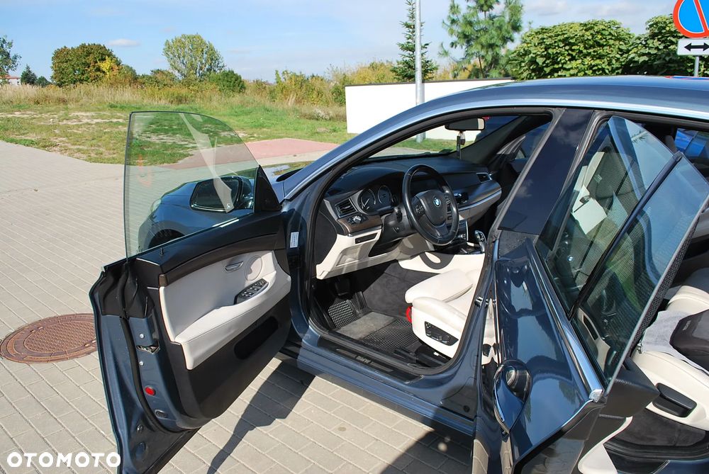 BMW Seria 5 - 16