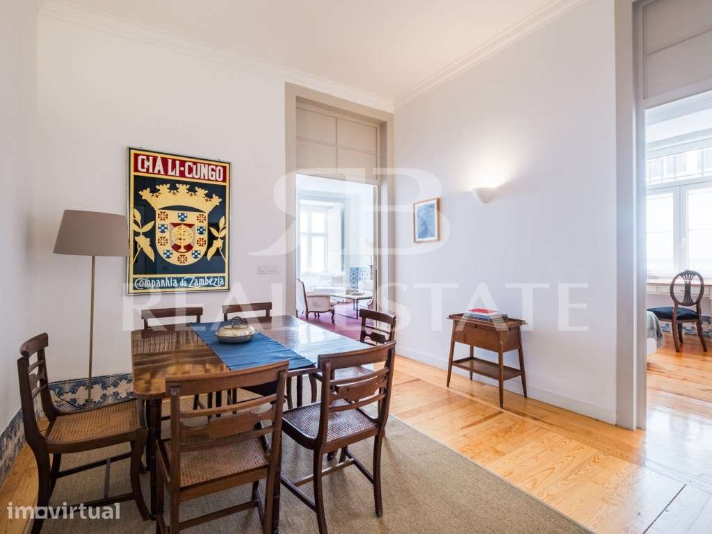 T2+1 amplo e charmoso apartamento - Mobilado ou não Mobilado - cent... - Grande imagem: 4/31