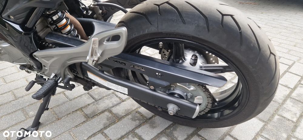 Suzuki Gladius - 16