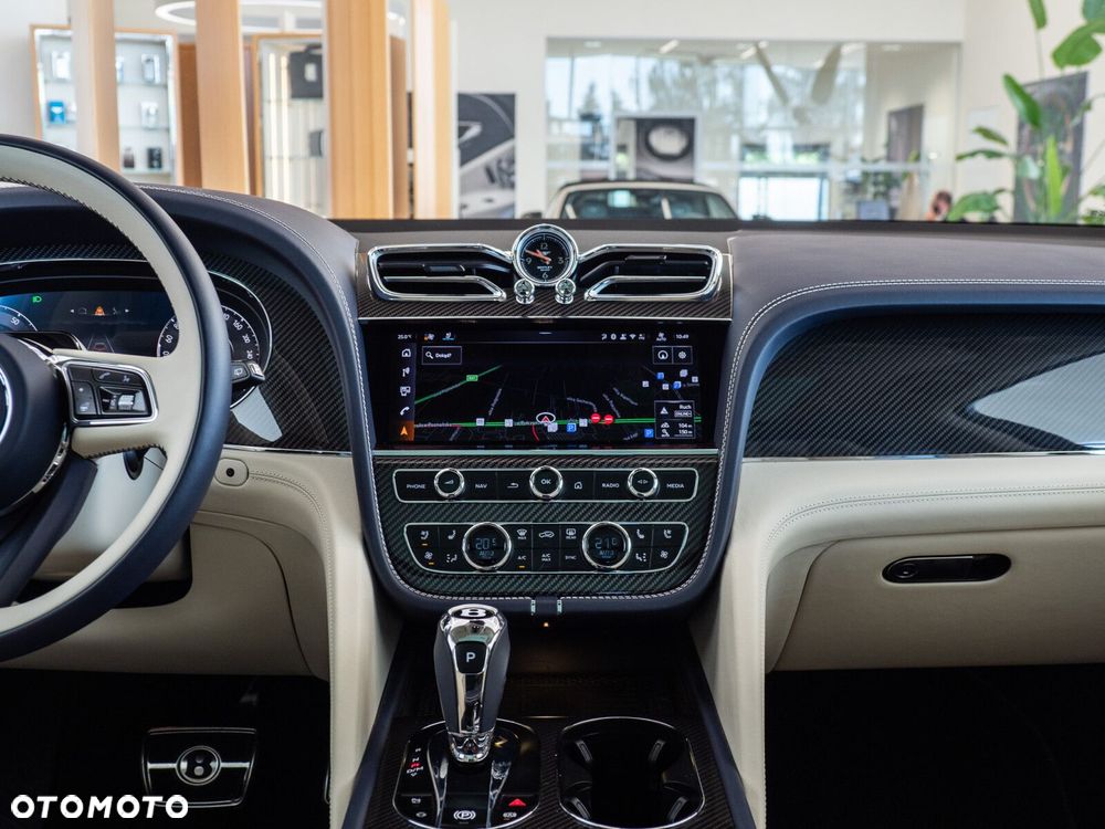 Bentley Bentayga - 13