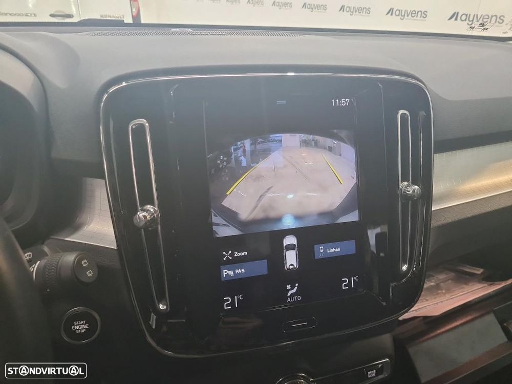 Volvo XC 40 1.5 T5 PHEV Momentum Plus - 7