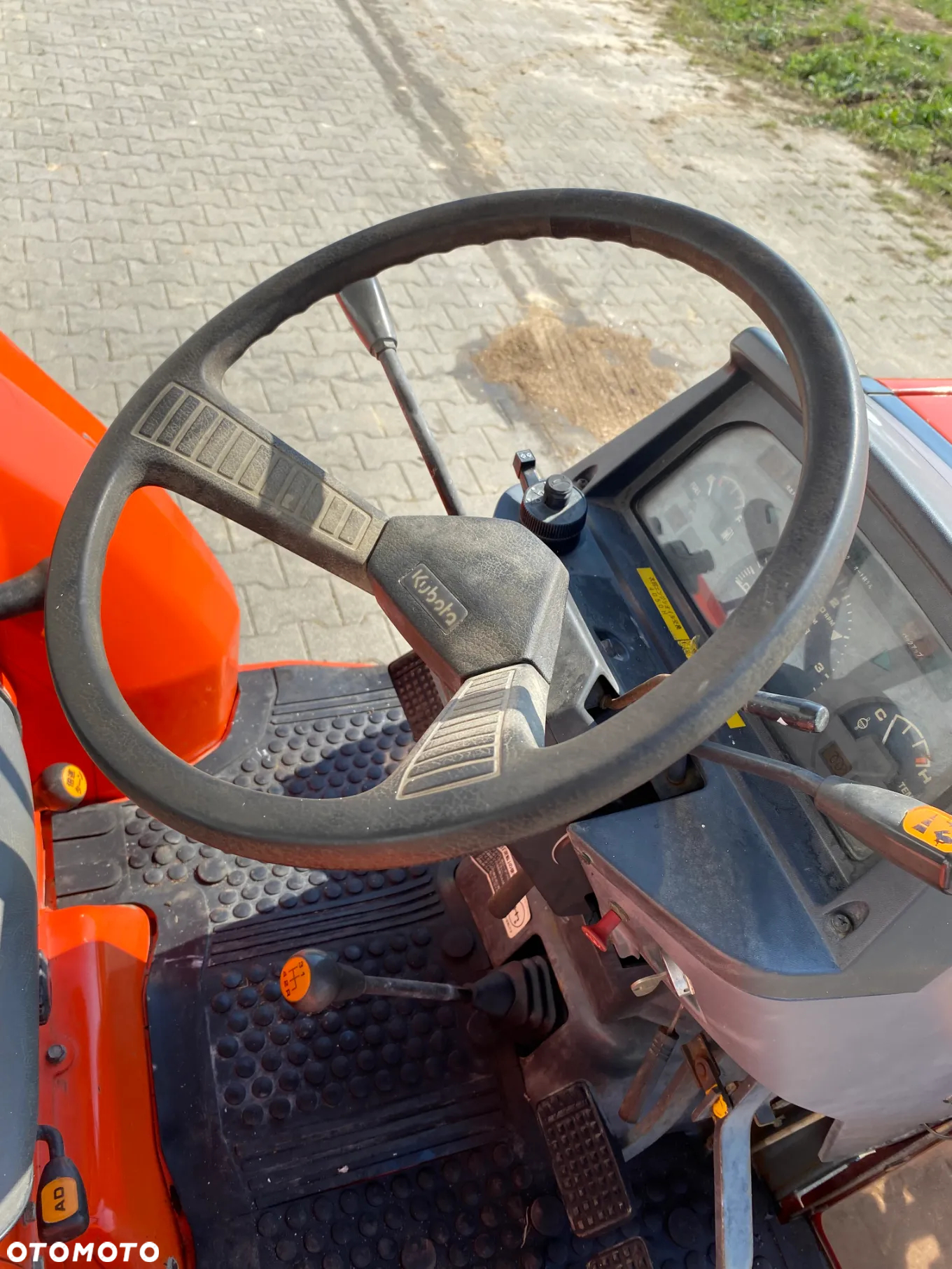 Kubota GL320 - 4