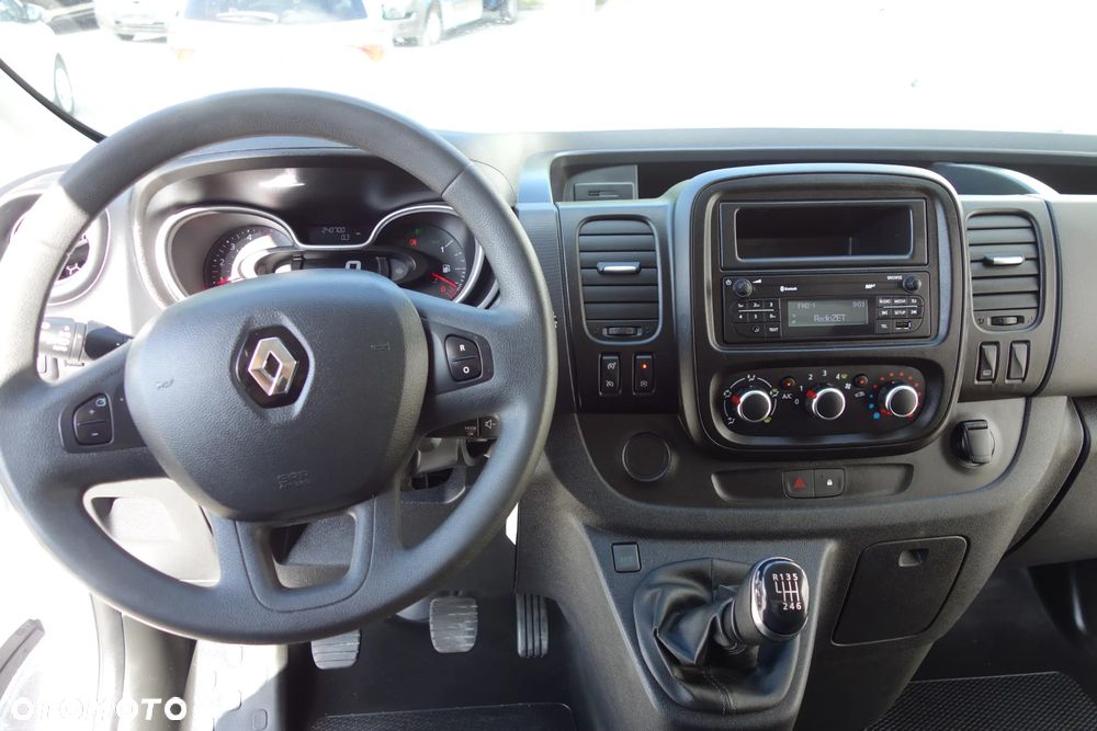 Renault Trafic  2.0 DCI 120 KM Long Klima Kamera Ledy - 22