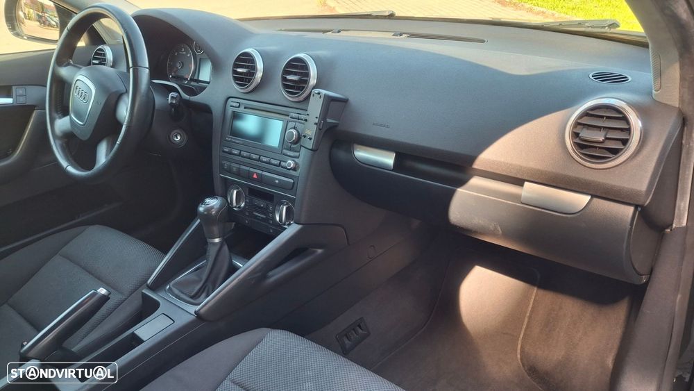 Audi A3 Sportback 1.6 TDI Attraction - 7