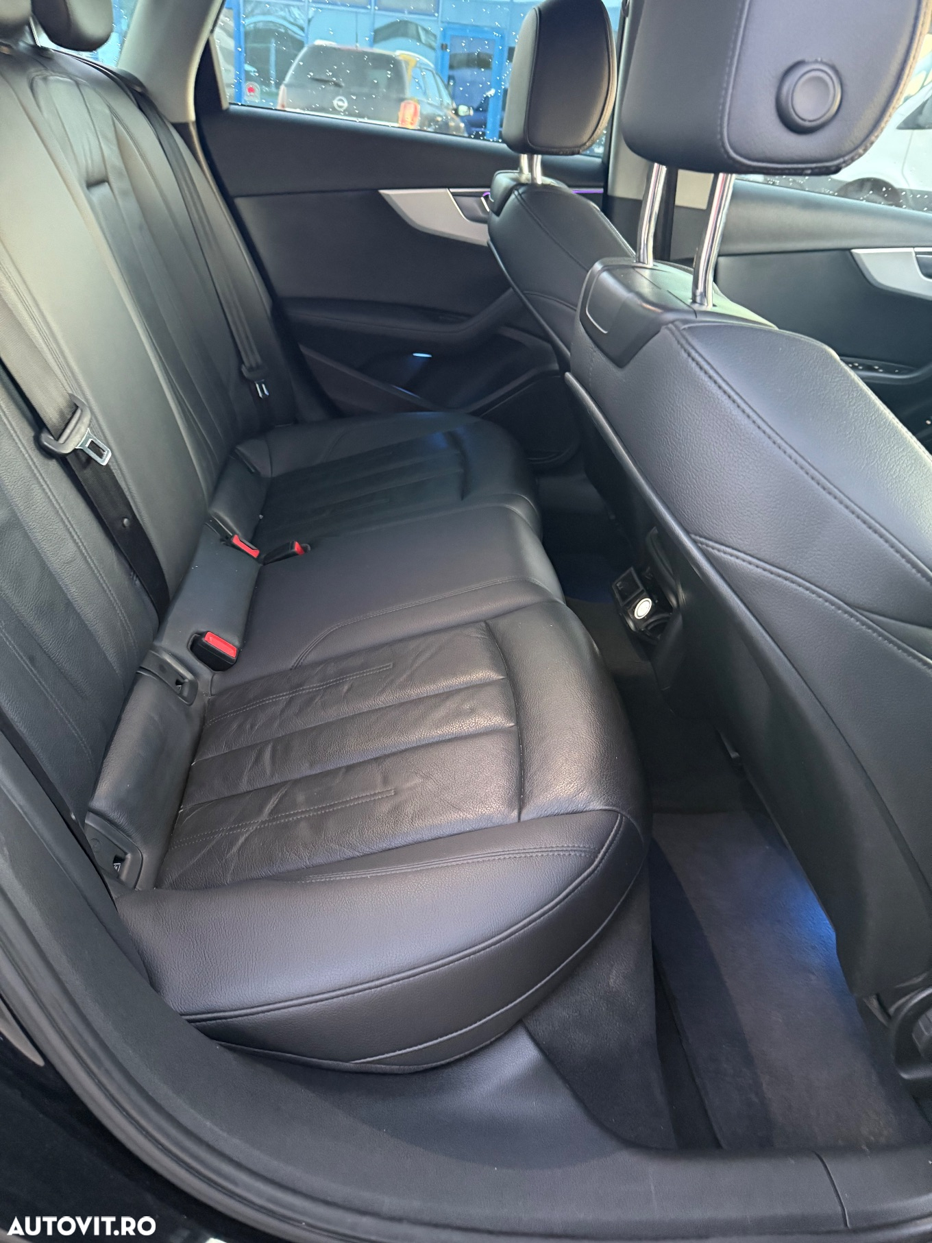 Audi A4 2.0 TDI S tronic Sport - 7